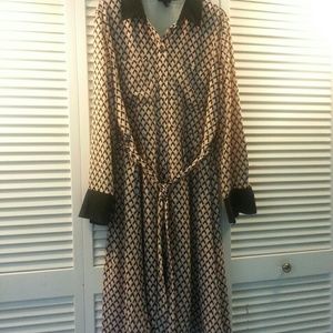 Who What Wear black, cream, white shirt dress